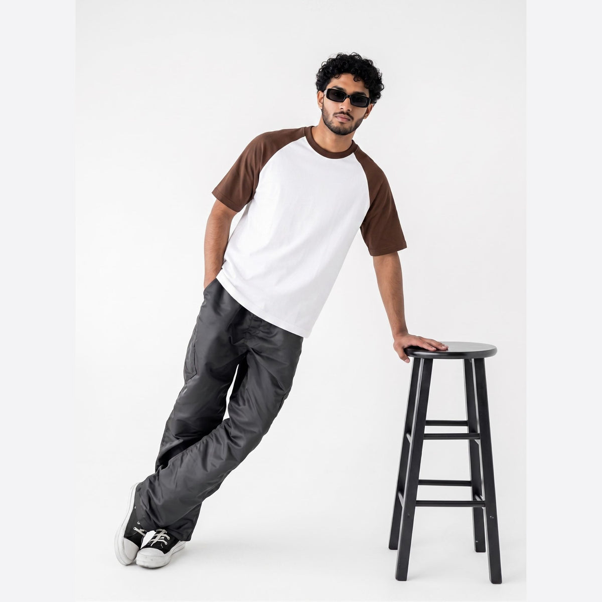The Classic Raglan - Earth Brown